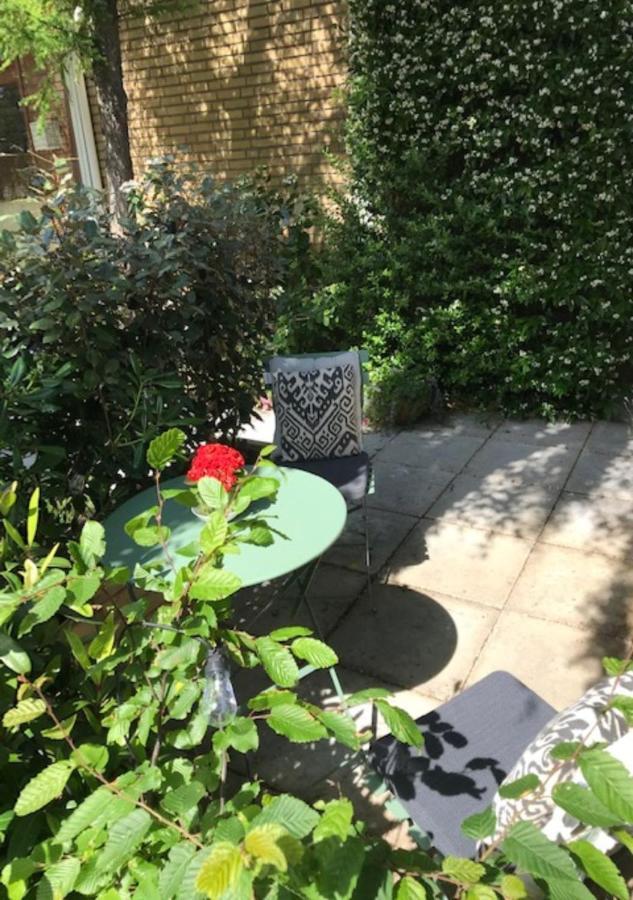 B&B Ereprijs La Haya Exterior foto